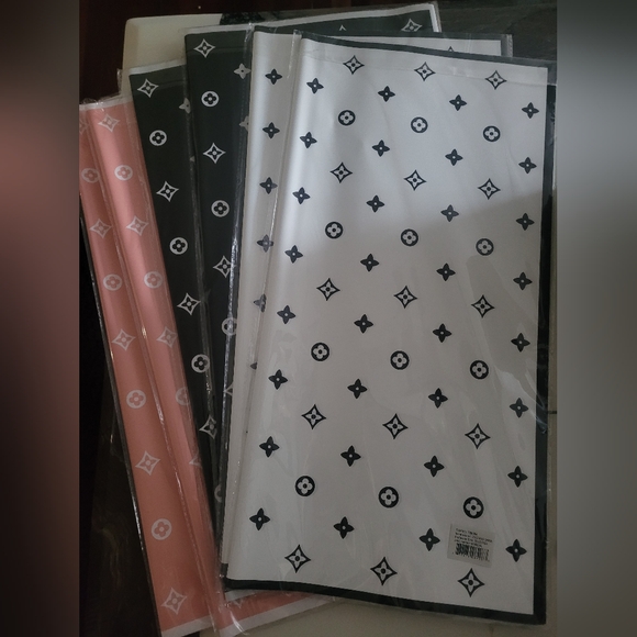 40pcs Waterproof Flower Wrapping Paper or Gift Wrapper - Picture 5 of 6